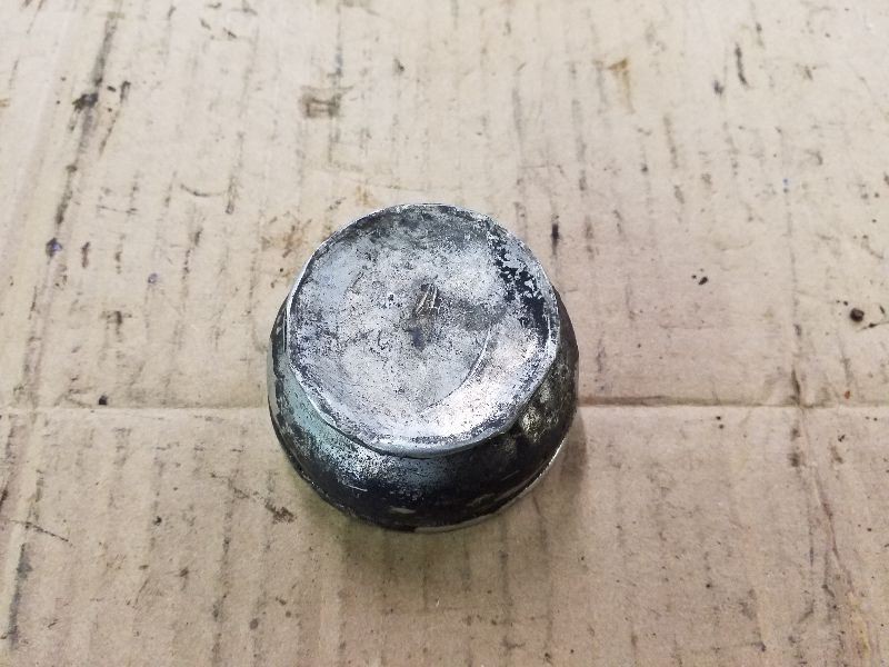 99 00 01 02 03 04 05 06 07 FORD F250 F350 FRONT HUB WHEEL BEARING CAP