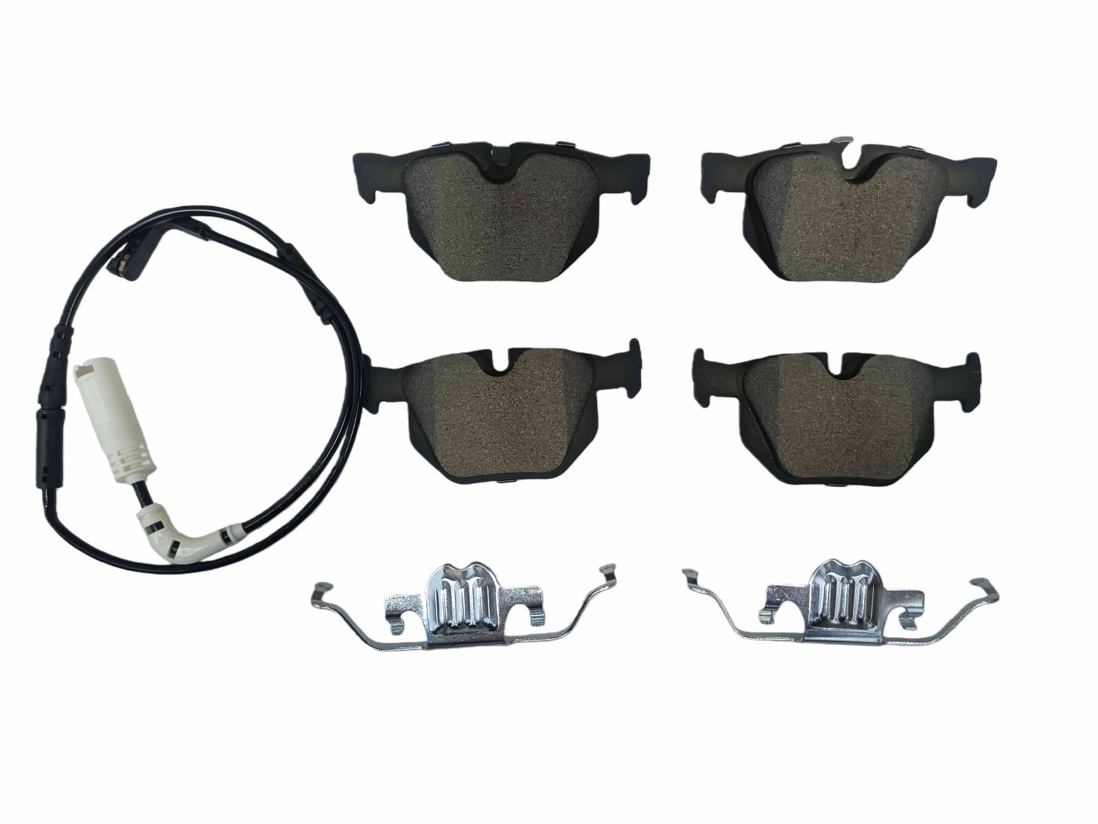 Rear Brake Disc Rotor Ceramic Brake Pad kit 2004 2005 BMW 525i Base Sedan 4-Door
