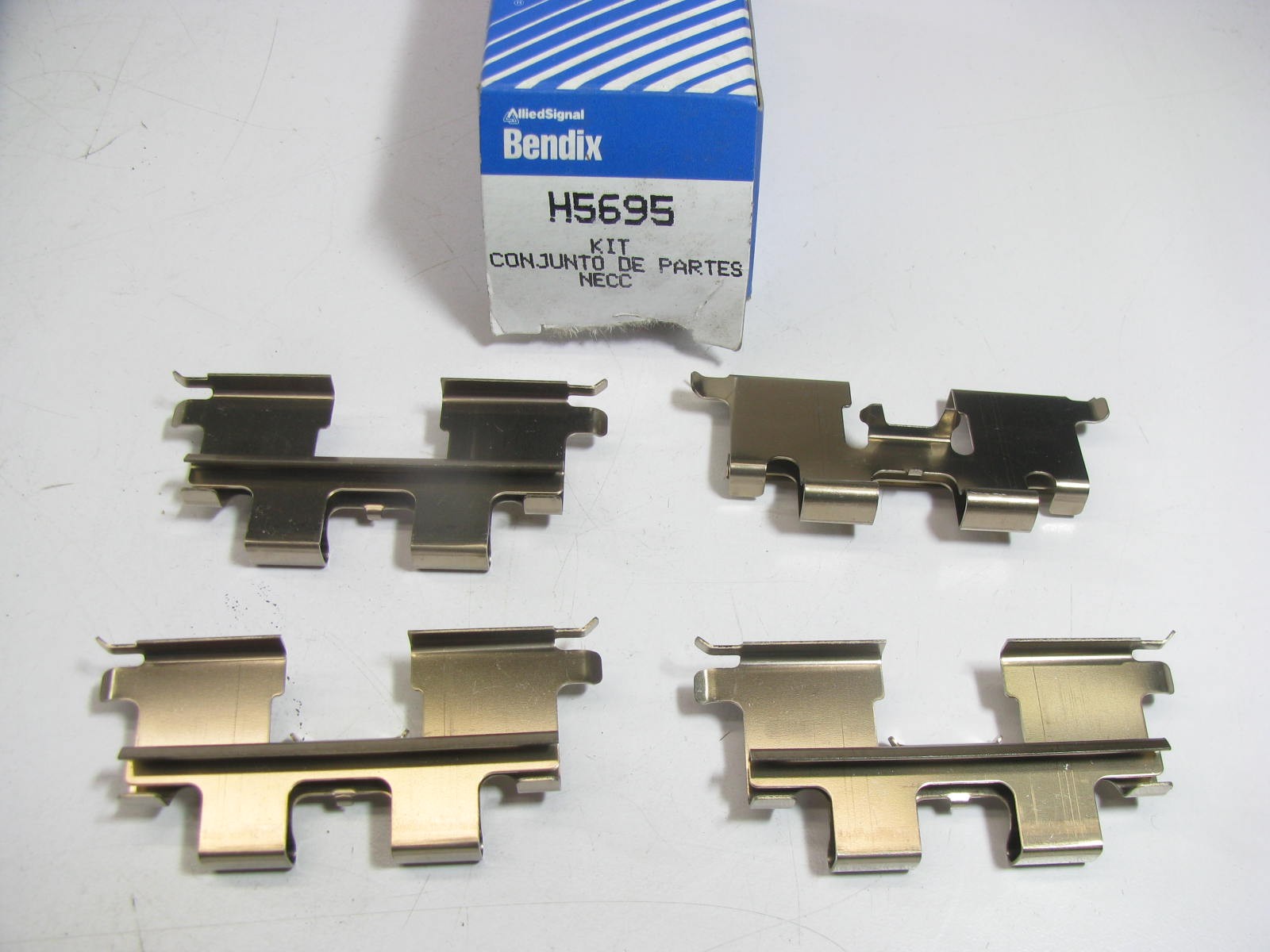 Bendix H5695 – Rear Disc Brake Hardware For 1982-1983 Datsun 280ZX 200SX