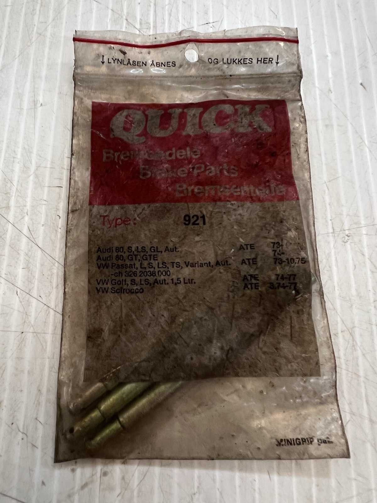 Audi 80 VW Golf Mk1 Passat Scirocco Bremsedale 921 Brake Disc Pins NOS