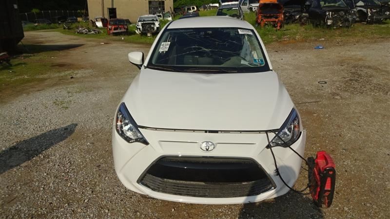 Driver Left Front Backing Plate 4 Dr Sedan Fits 16-17 Yaris 637303