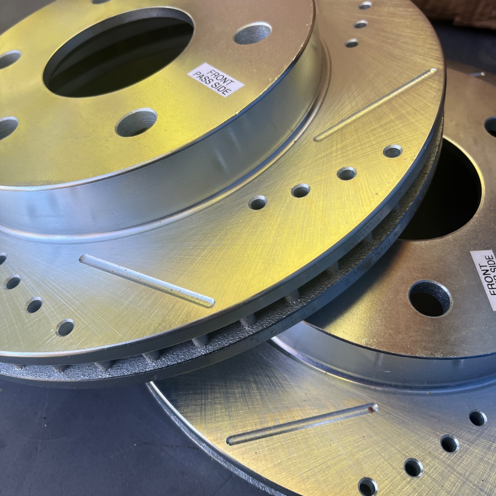 AR8640XPR – PowerStop Evolution Performance Drilled, Slotted, Plated Brake Rotor