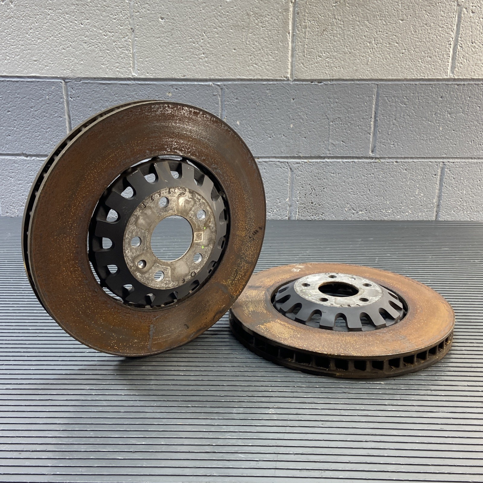 2017-2026 Audi A7 4K8 Front Left & Right Disc Brake Rotors 87k Mil Set of 2 OEM