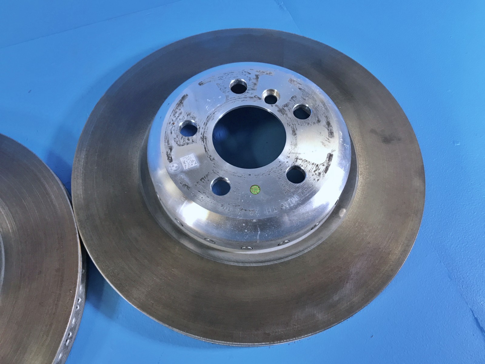 17-24 BMW G20 G22 G26 G30 G42 330I M340I 430I M440I REAR BRAKE ROTORS 345MM OEM