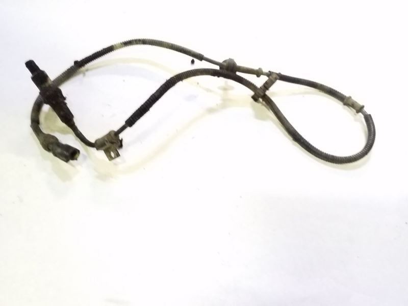 2WD Front Right ABS Wheel Speed Sensor | Fits 99 00 01 02 03 04 Ford F250 F350