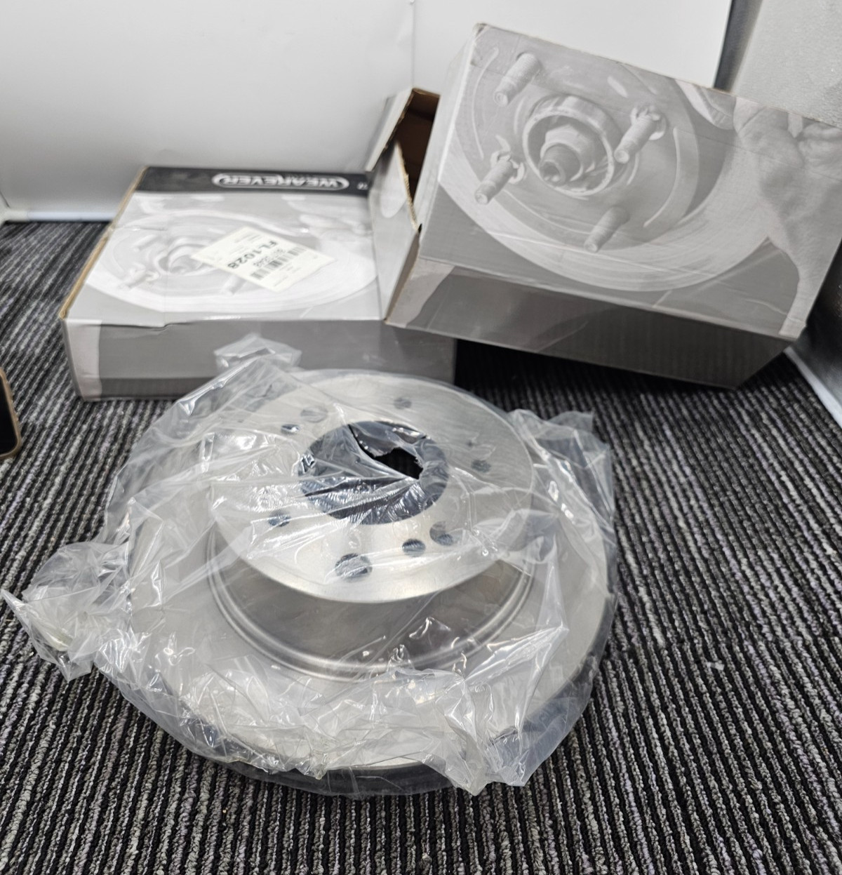 (QTY 2) For 2007-2009 Kia Sorento Rear Disc Brake Rotor Non-Direction YH200444