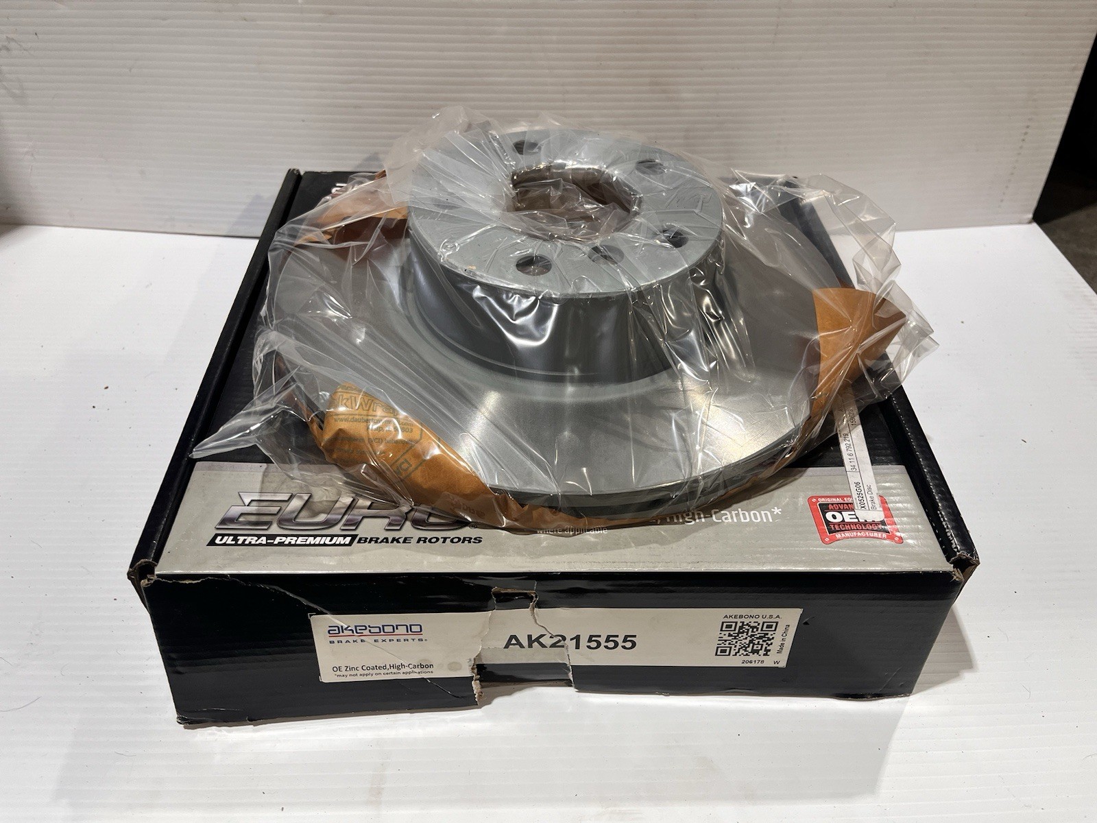 2008-2018 Audi Porsche 2.0L Akebono REAR Disc Brake Rotor Zinc #4H0615601Q NEW