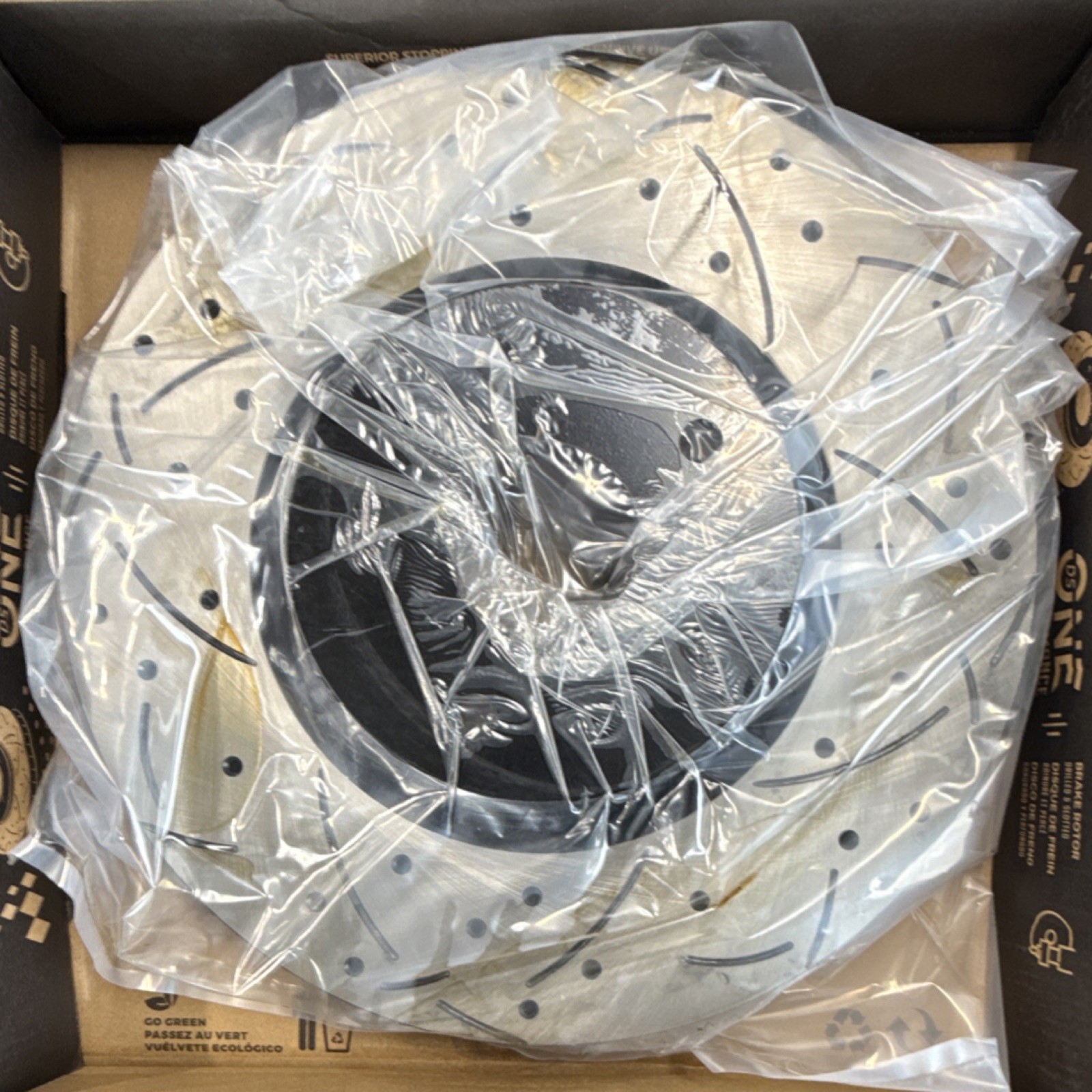 Front Metallic Brake Pad & Performance Drilled Slotted Coated Rotors