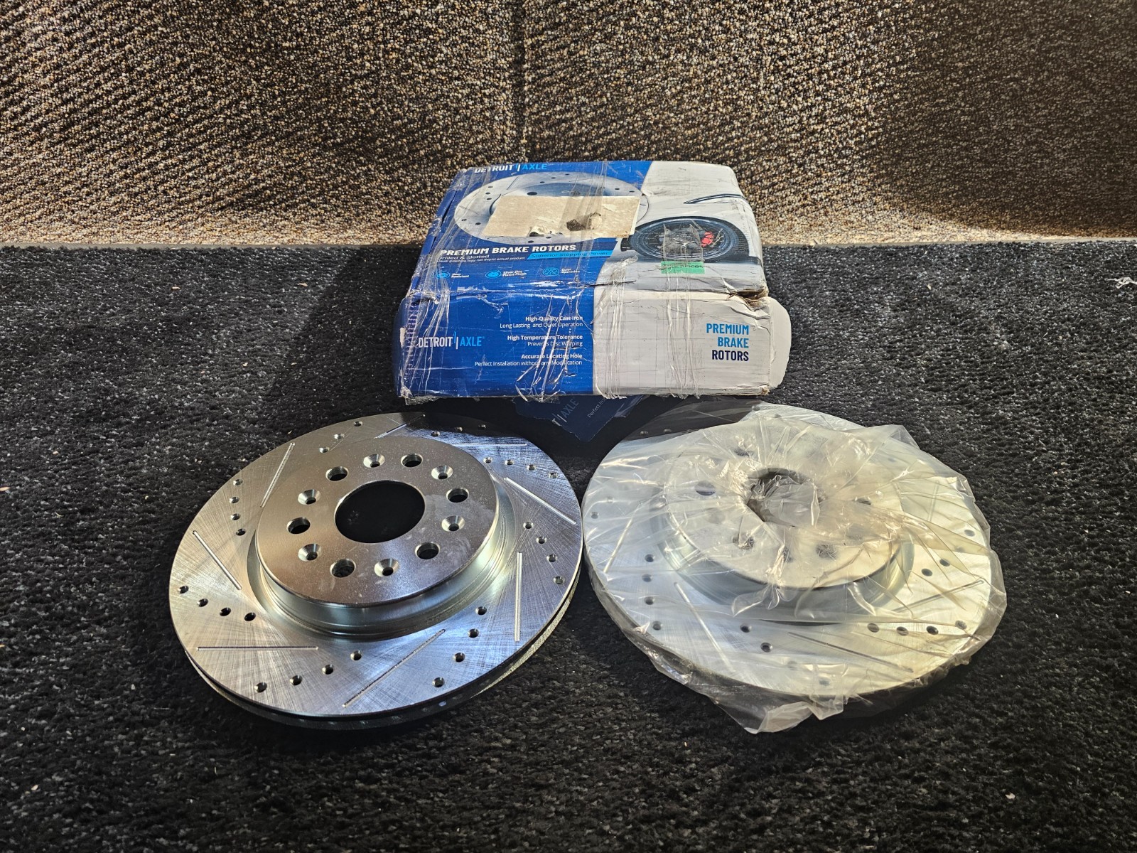 (QTY 2) Detroit Axle S-800096 Drilled Brake Rotor for 18-25 Chevrolet Traverse