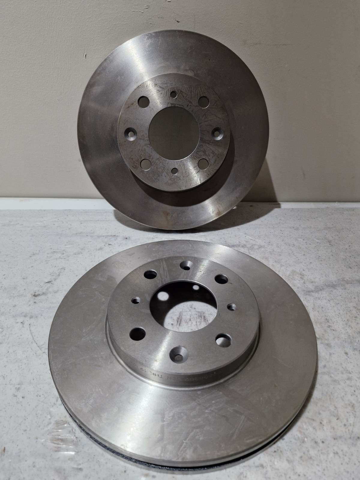 Front Brake Discs 2 Pieces Pair 240mm Diameter Vented By Eicher 104600259