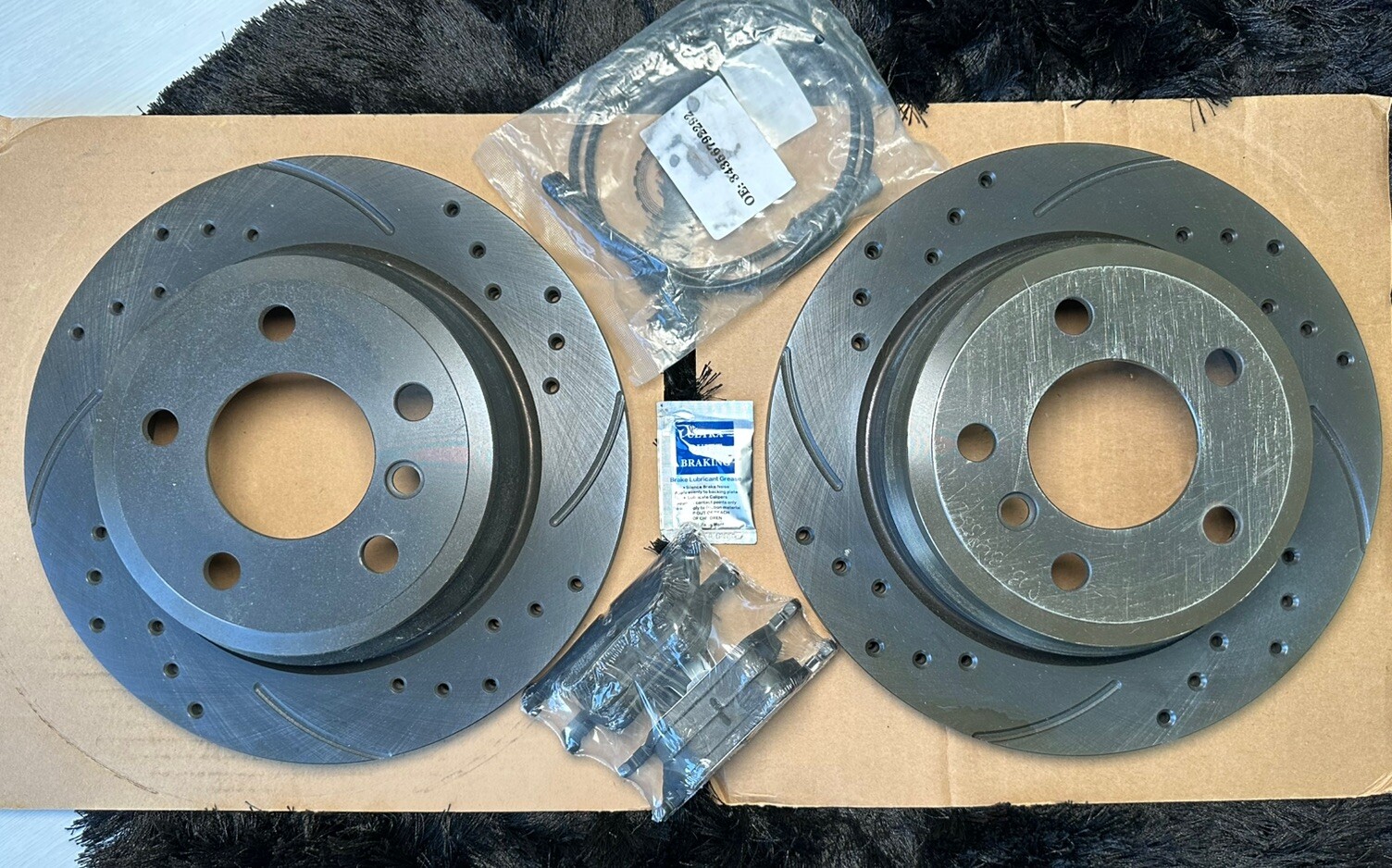 Rear brakes and rotors premium cross drilled & slotted brake kit ( pos: Back )