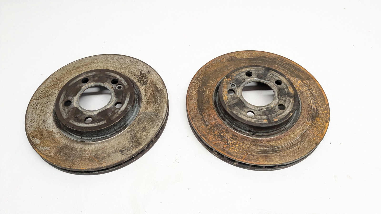 MERCEDES CLA C118 W118 BRAKE DISC FRONT LEFT & RIGHT SIDE PAIR X2 2020