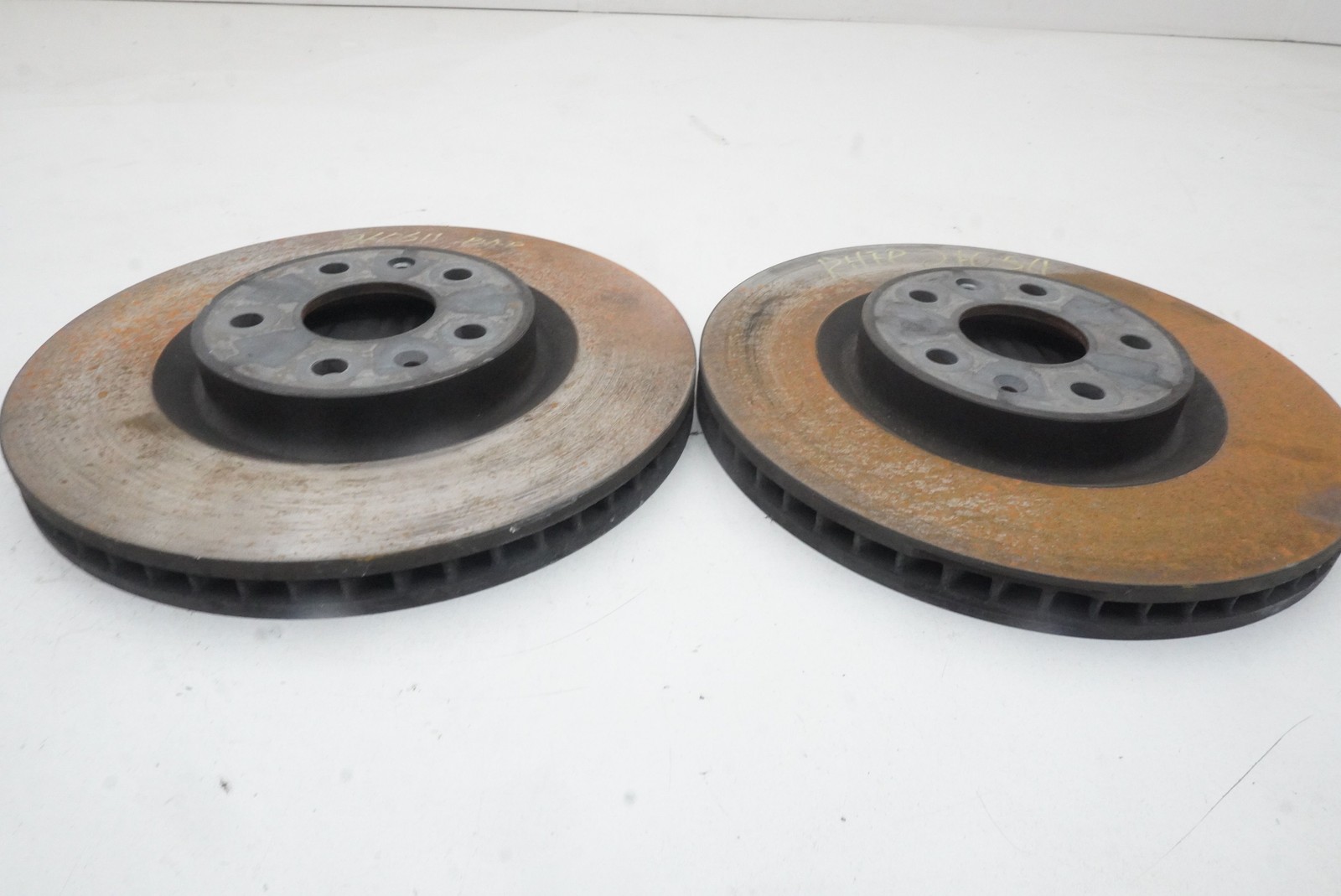 Set 2 Front Left Right Disc Brake Rotor J55 84714265 Chevrolet Corvette C8 20-25