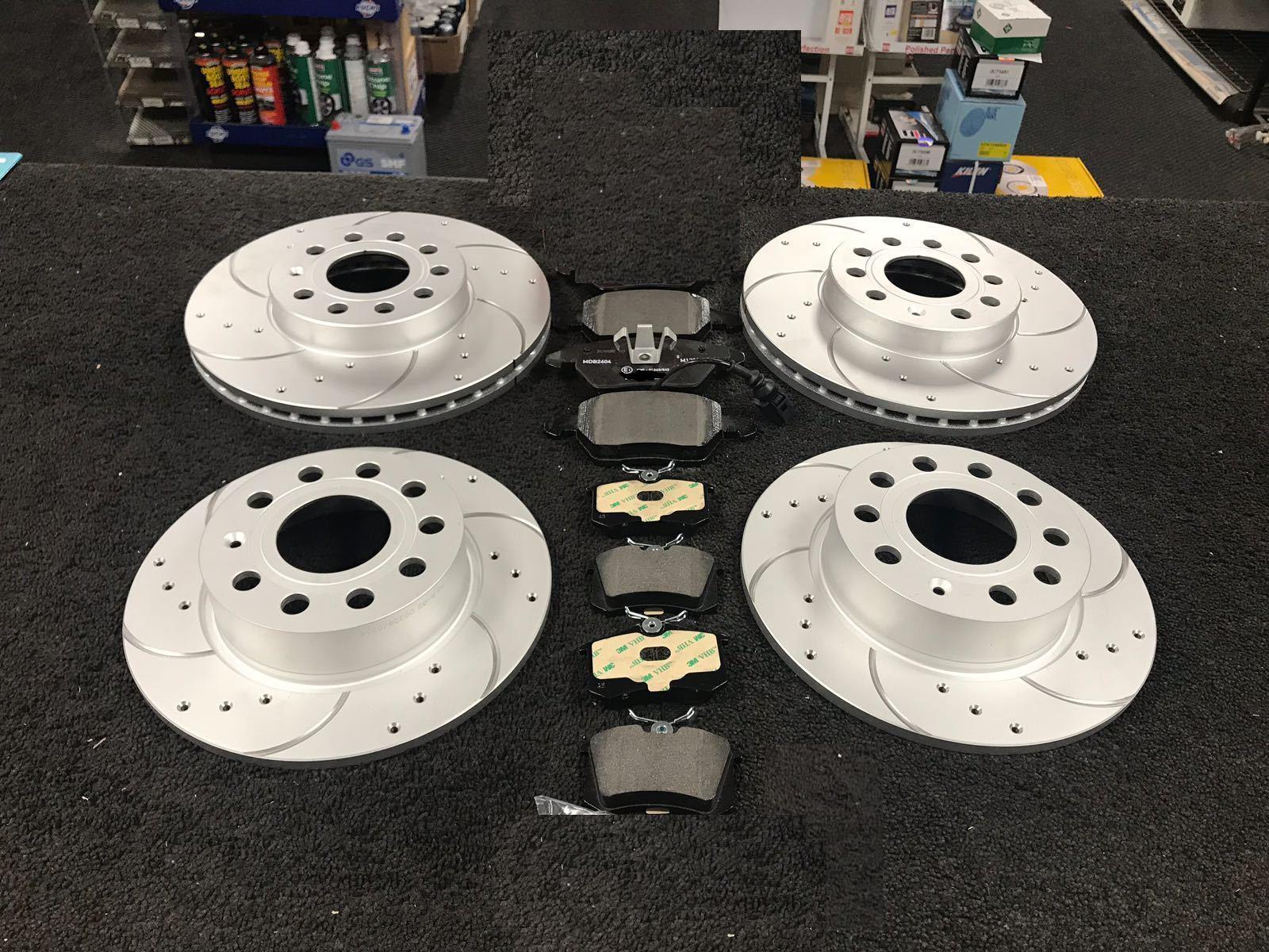 PERFORMANCE FRONT REAR DRILLED AND GROOVED BRAKE DISCS AND MINTEX BRAKE PADS SET