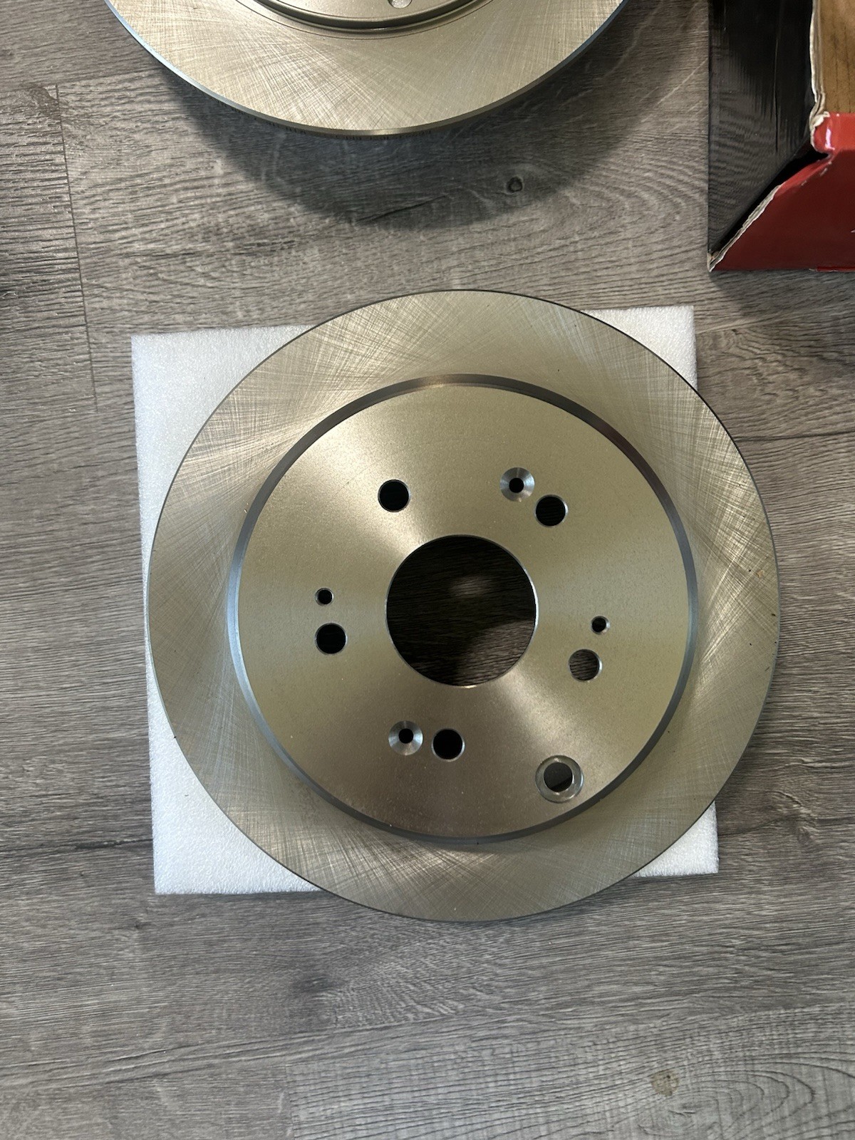 Front Rear Drilled Rotors Ceramic Brake Pads for Toyota Camry Avalon Lexus ES350
