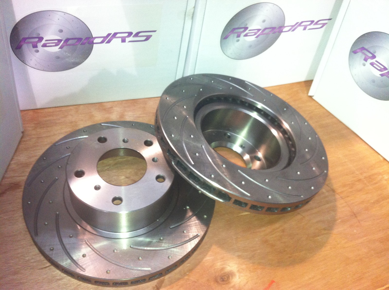 HOLDEN COMMODORE VR VS DISC BRAKE ROTORS SLOTTED PERFORMANCE FULL SET UPG