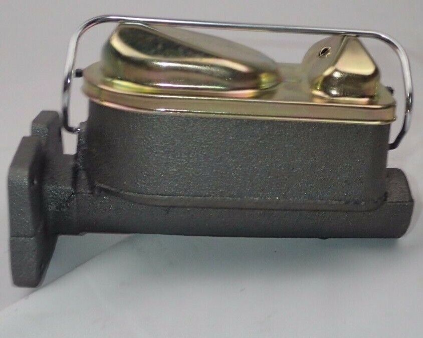 Mopar 1 1/16 bore master cylinder A B E body Cuda Charger 4 bolt cast iron