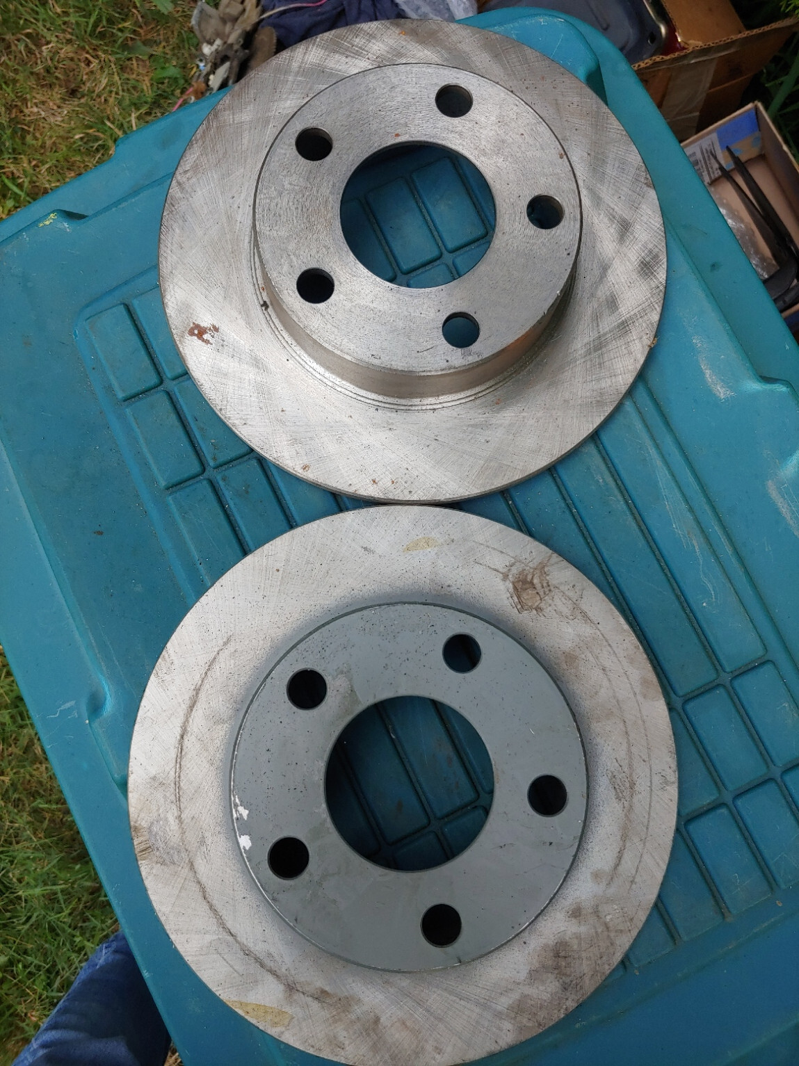 B5 Audi A4 VW Passat A4 1.8t Rear Brake Rotors Pair Solid New 8D0615601 96-02