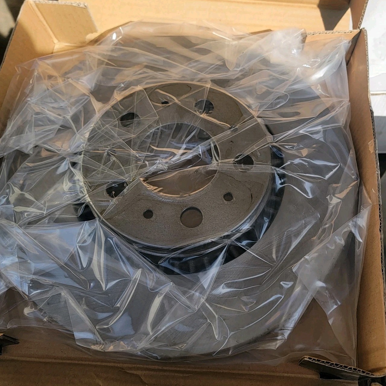 Front Brake Rotor CARQUEST YH145395 For 01-09 Volvo S60 03-07 XC70 01-07 V70