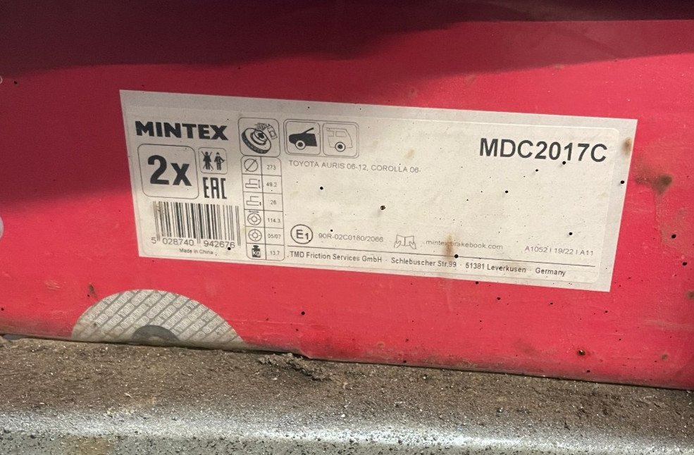 NEW MINTEX 5 STUD FRONT VENTED COATED BRAKE DISCS PAIR – MDC2017C Toyota Auris