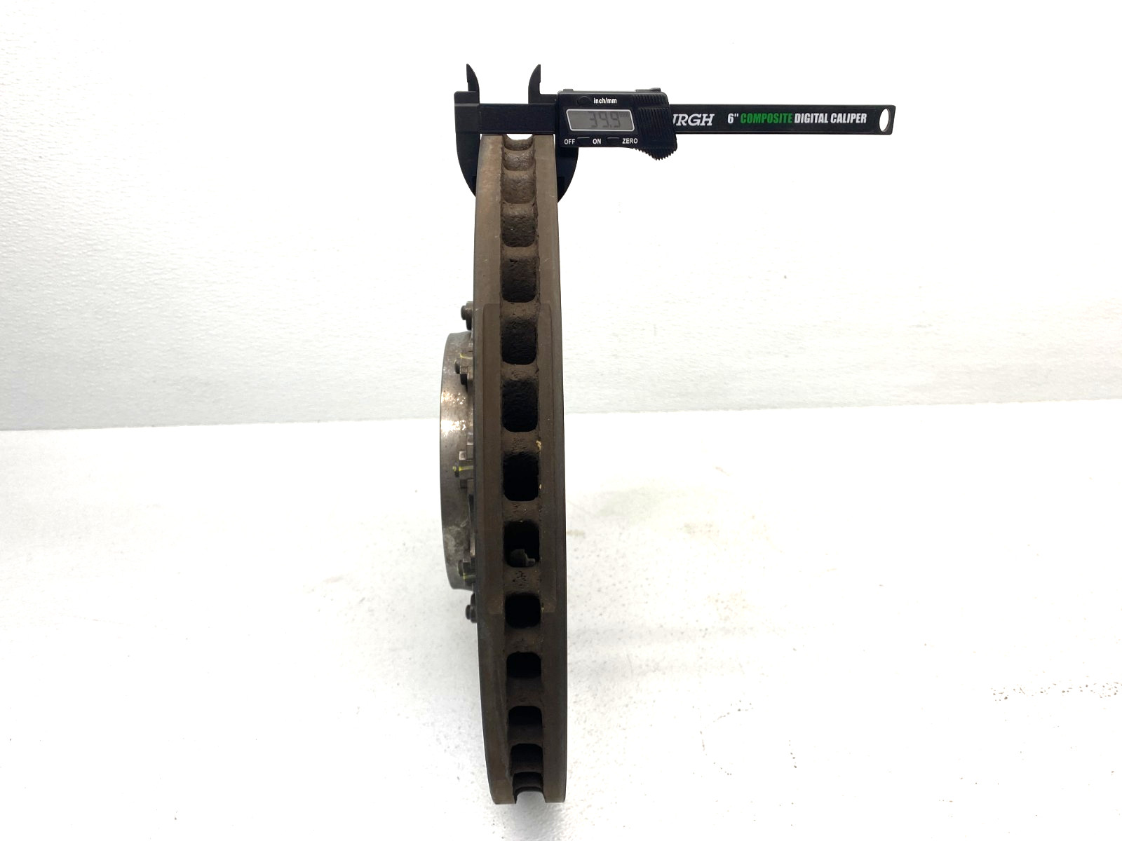 13 14 PORSCHE CAYENNE GTS FRONT RIGHT CARBON CERAMIC BRAKE ROTOR OEM C0.08