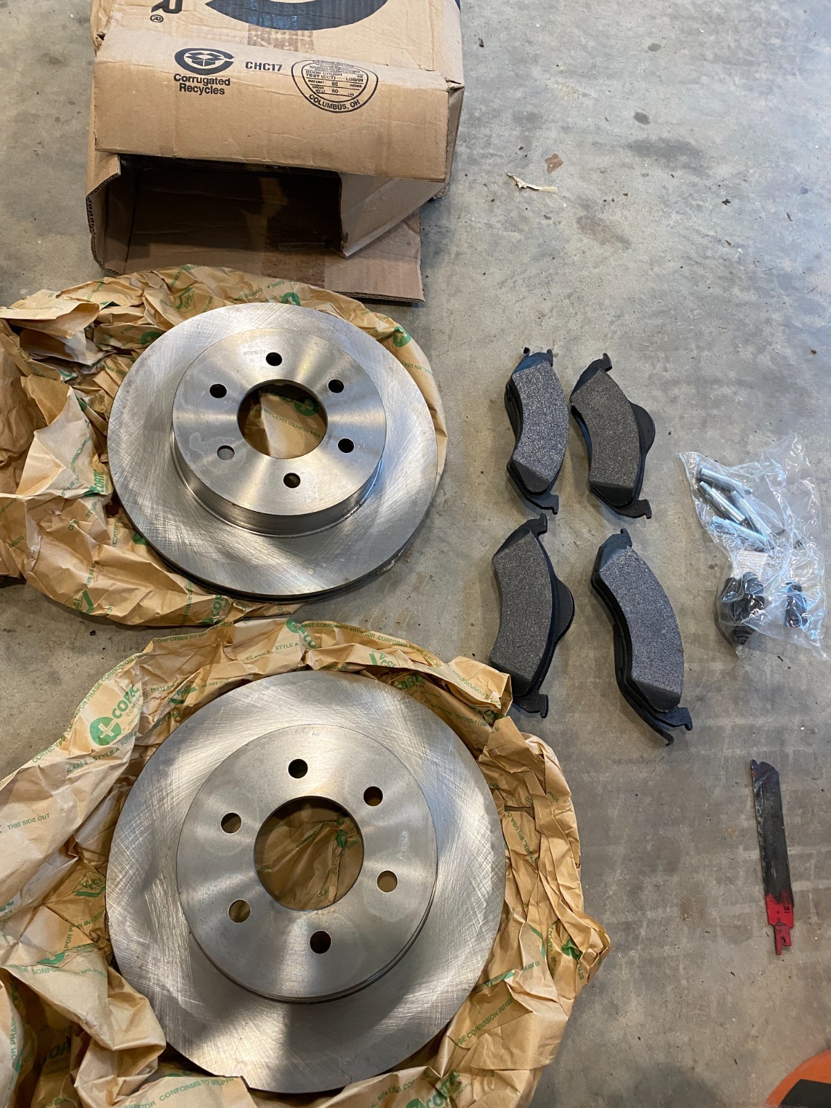 (1) Original NOS Mopar 1998 1999 Dodge Durango Front Brake Pad Kit With Rotors