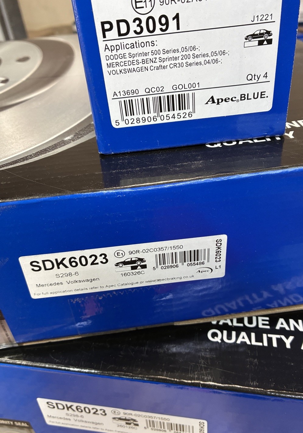 2x Brake Discs Pair Solid Rear 298mm SDK6023 Apec Blue Set 9064230012 9104230000