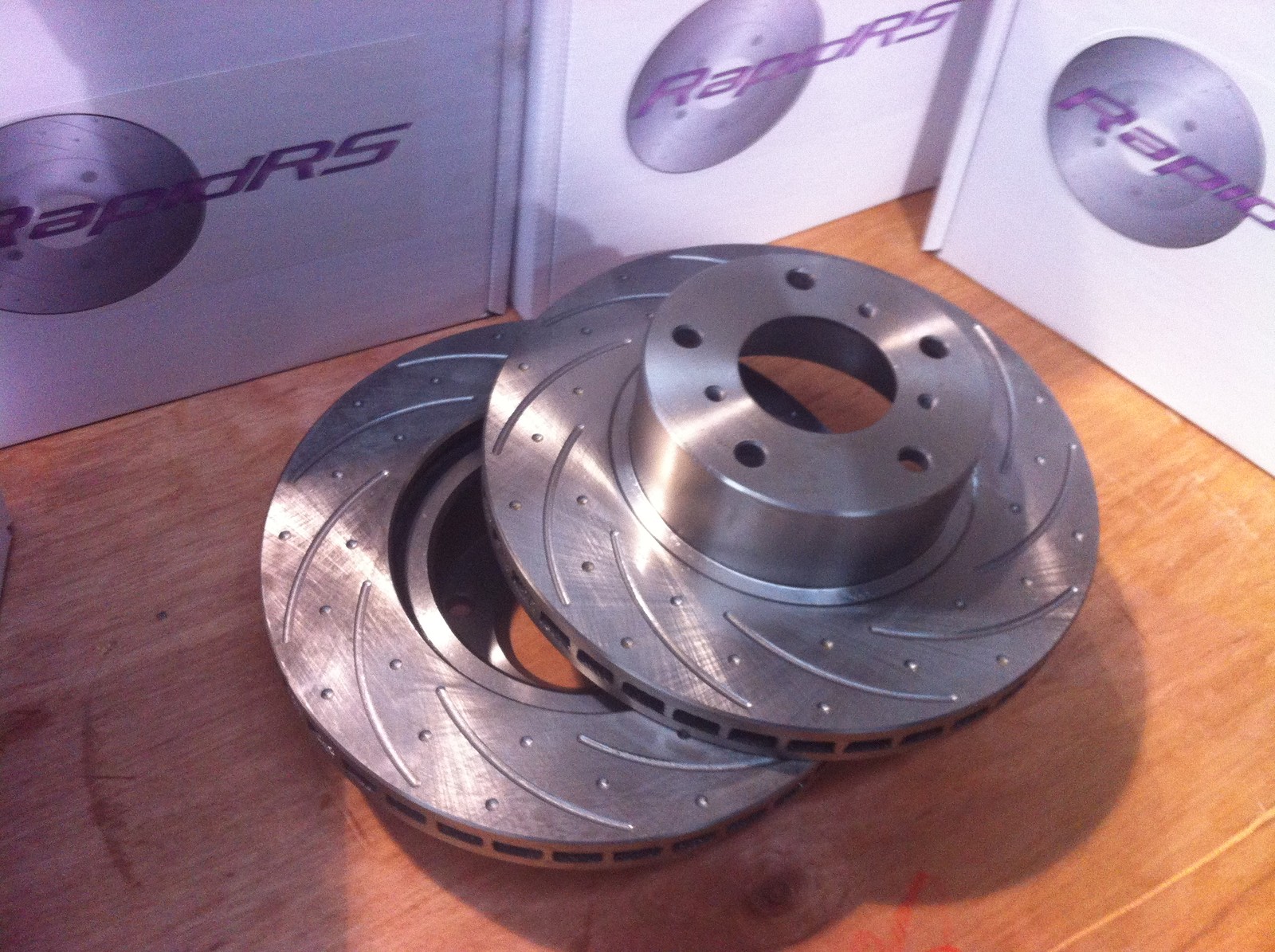 BMW X5 E53 3.0TD, 3.0L 4.4L X3 3.0L TD SLOTTED DISC BRAKE ROTORS UPG PERFORMANCE