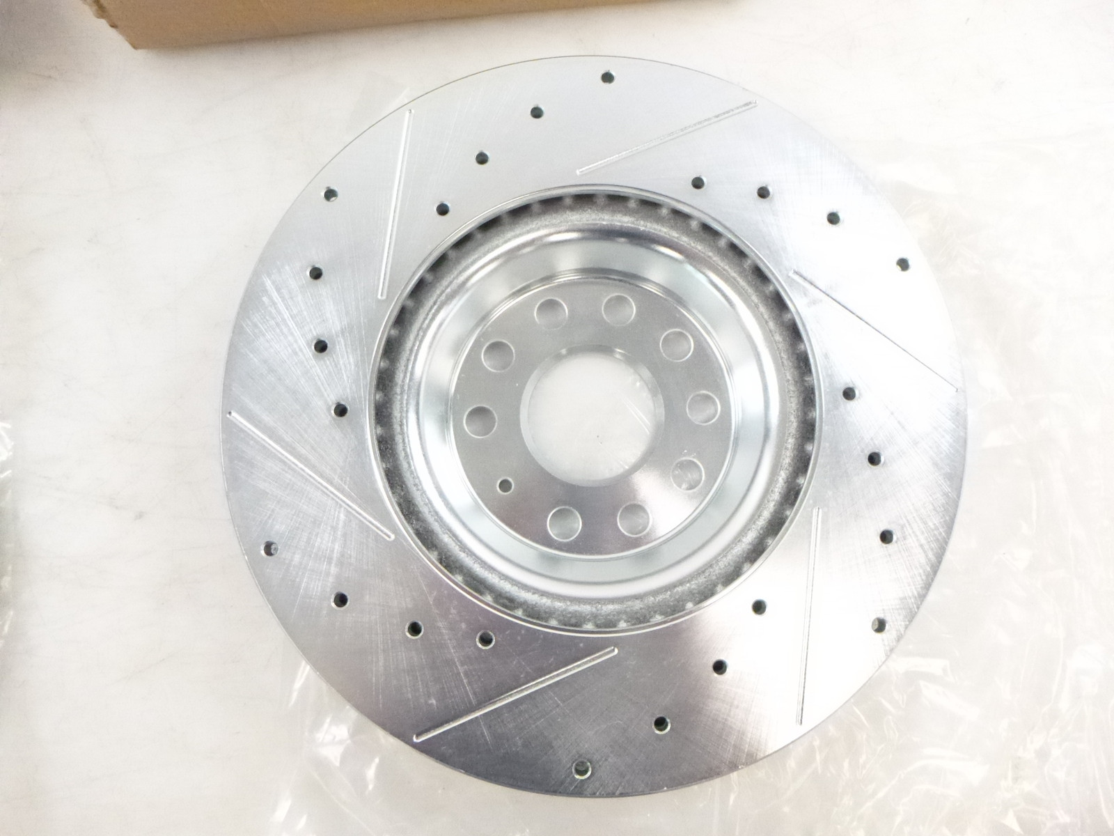 Evolution Drilled & Slotted Front Rotors AR8640XPR For 2003-2005 GMC Safari