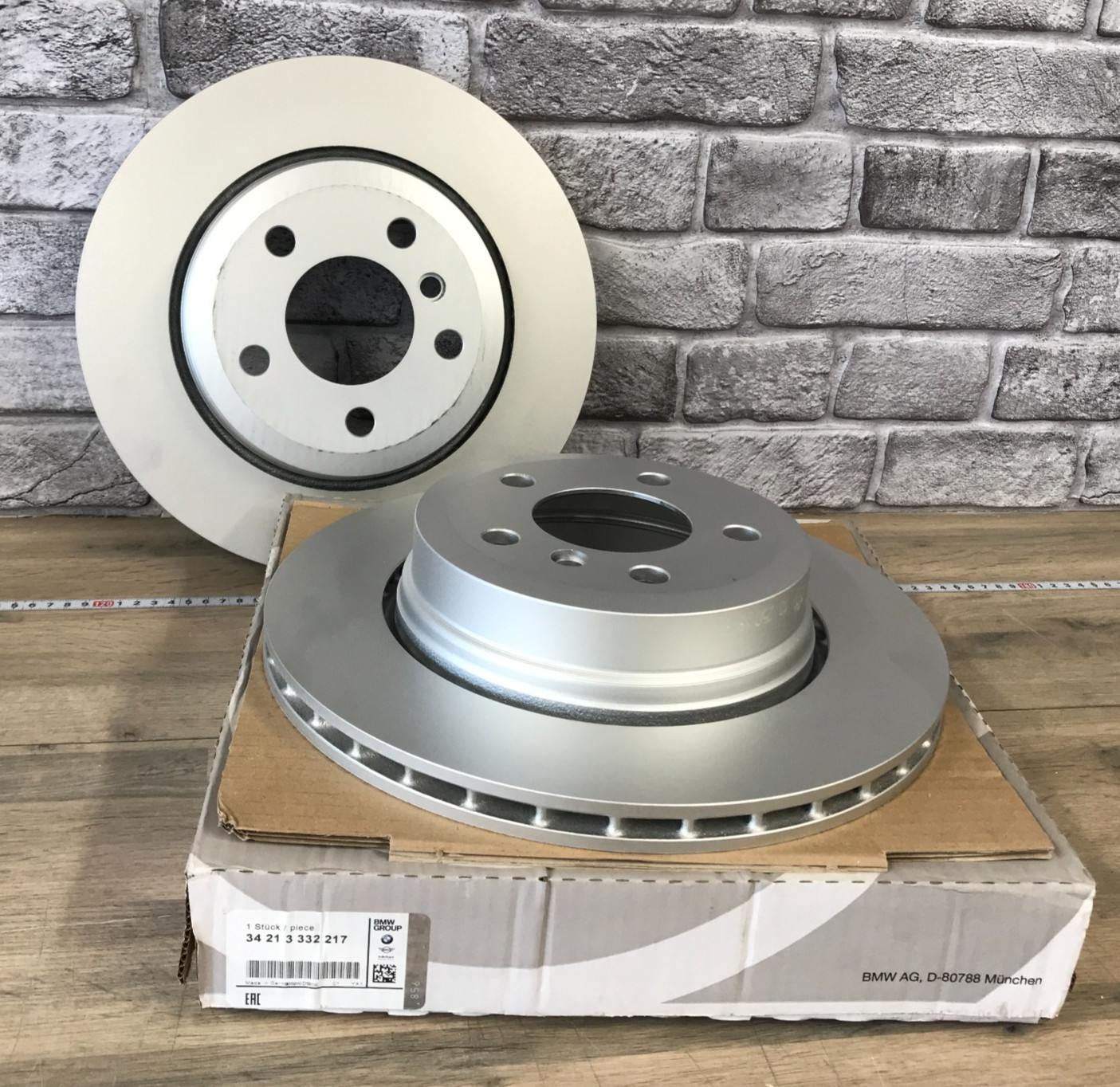 GENUINE BMW X3, E83, SUV, Ventilated Brake Discs 34213332217. REAR PAIR. 11X