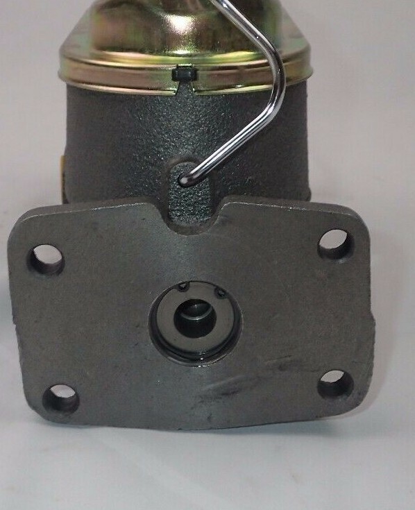 Mopar 1 1/16 bore master cylinder A B E body Cuda Charger 4 bolt cast iron
