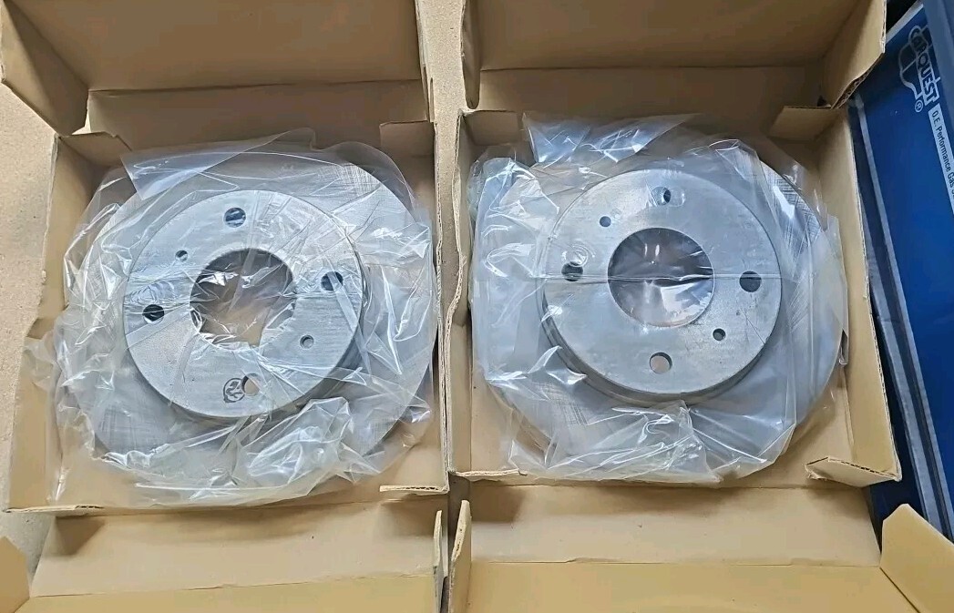 2 Disc Brake Rotor Wearever YH141357