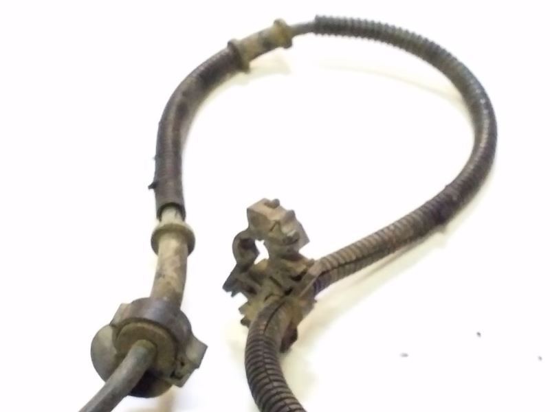 2WD Front Right ABS Wheel Speed Sensor | Fits 99 00 01 02 03 04 Ford F250 F350