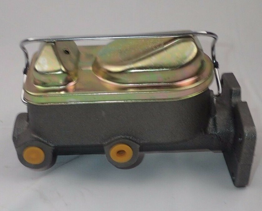 Mopar 1 1/16 bore master cylinder A B E body Cuda Charger 4 bolt cast iron