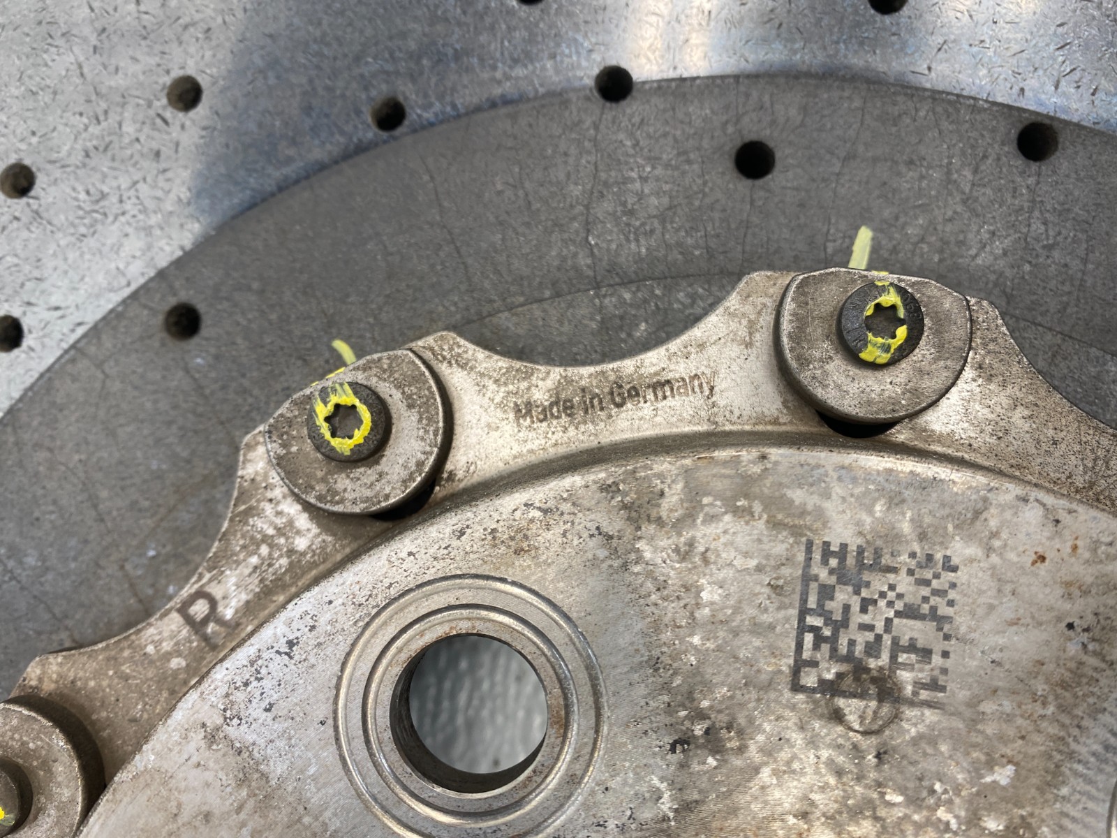 13 14 PORSCHE CAYENNE GTS FRONT RIGHT CARBON CERAMIC BRAKE ROTOR OEM C0.08