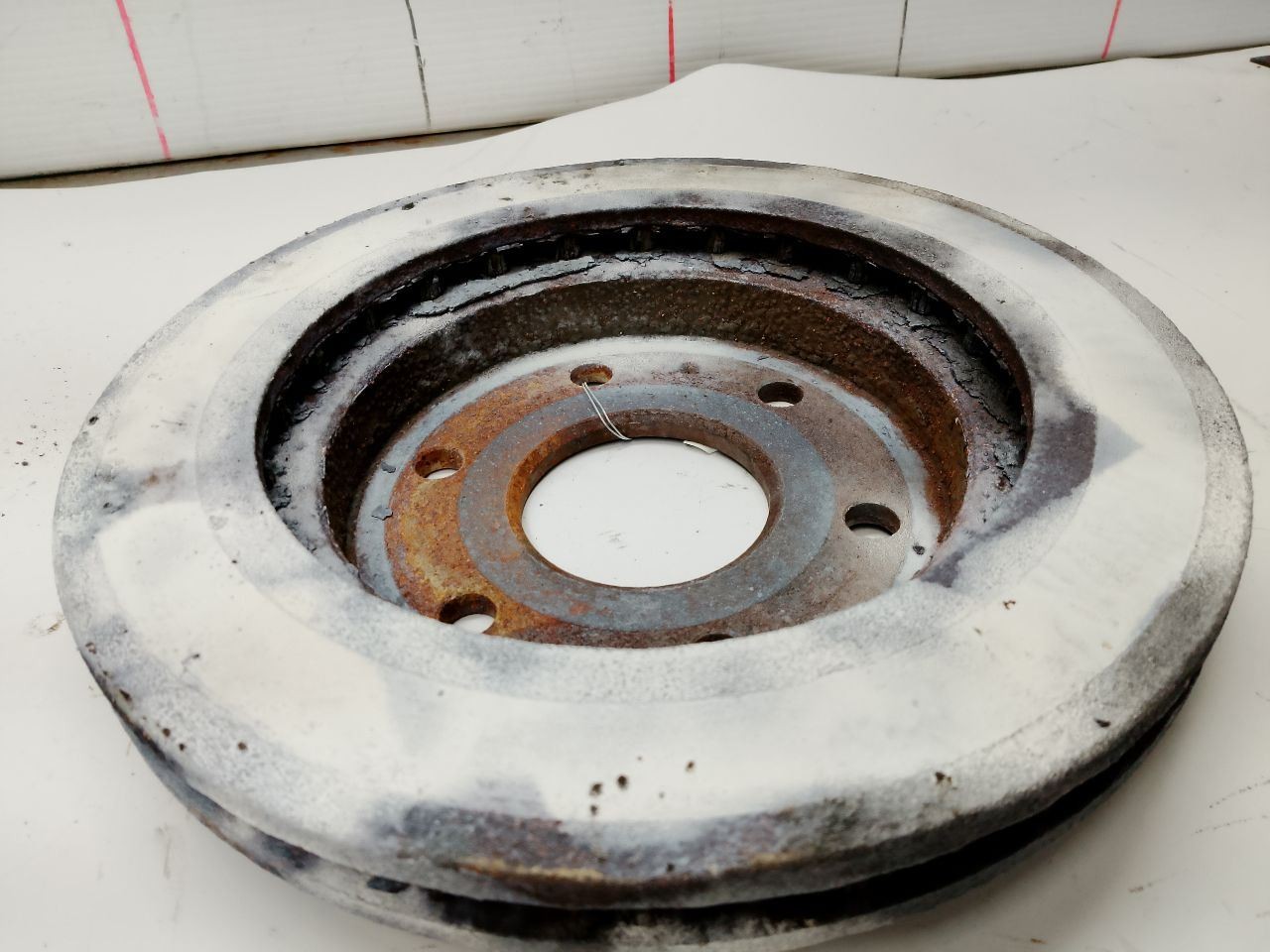 Front Rotor from 2004 Cadillac Escalade 12634772