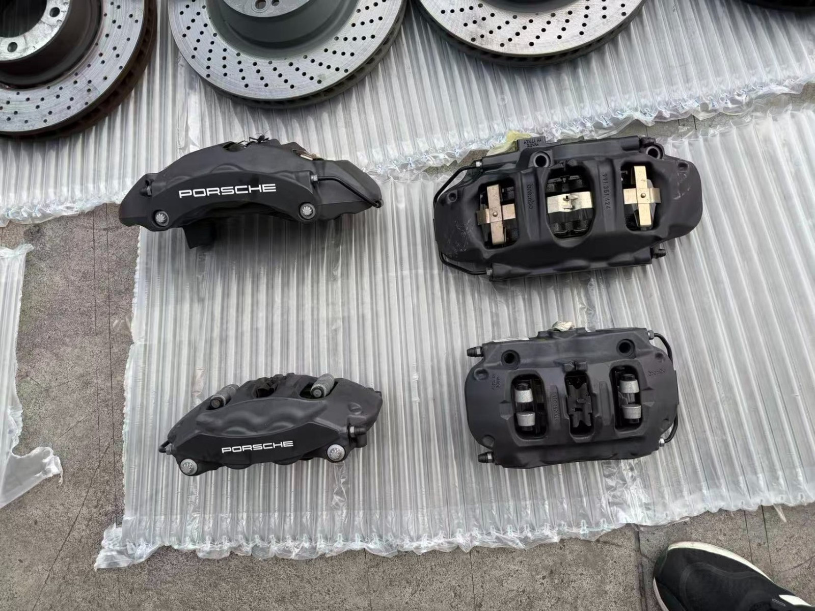 Used OEM Porsche 992 Carrera S Brake Rotors Set – Front & Rear Takeoff 2020-2025