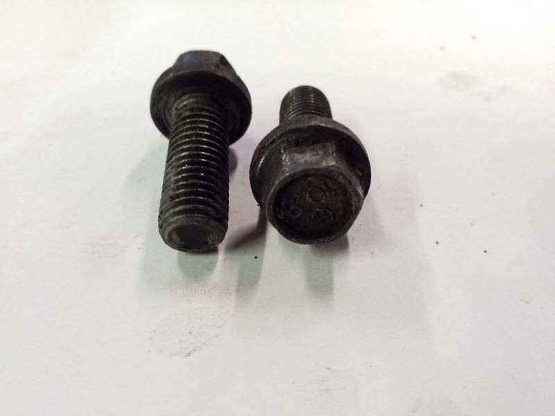 Rear Brake Rotor To Hub Bolts Qty 2 Fits 99 00 01 02 Ford F450 F550