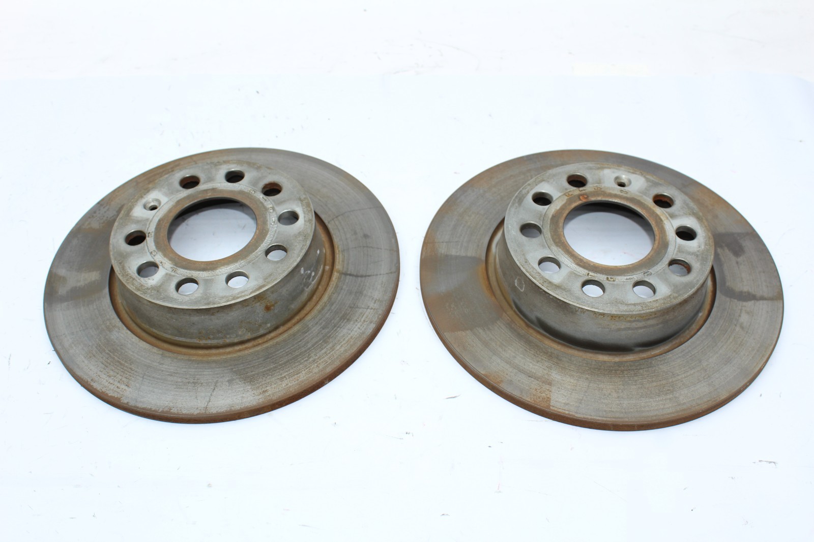 2010-2012 VW Golf GTI MK6 Rear Left & Right Brake Rotor Rotors Set 272 mm