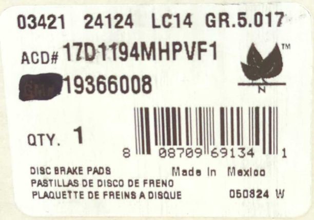 New OEM genuine GM Rear Brake Pads 2007-2014 Chevy GMC Trucks SUV J55 19366008