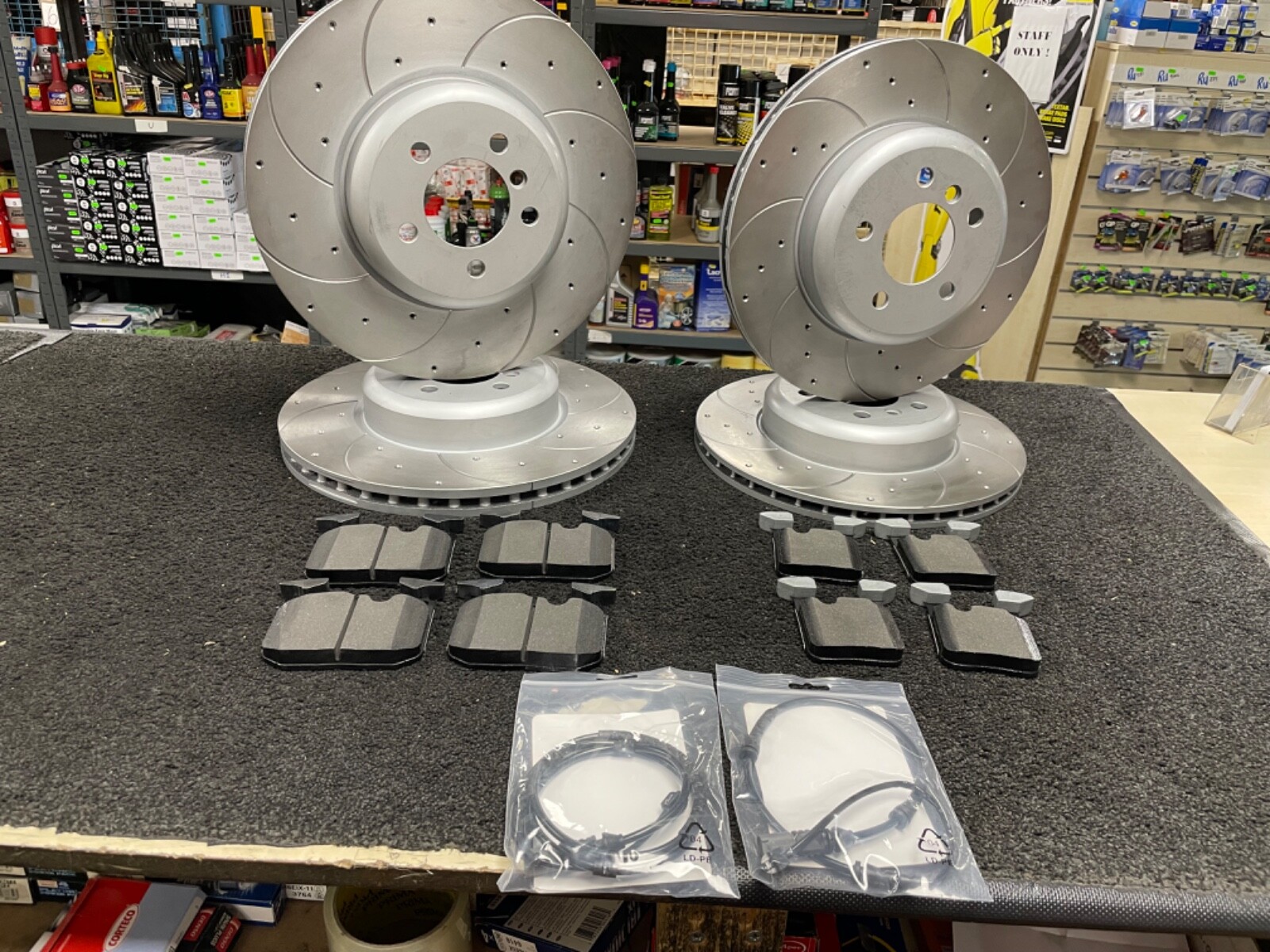 FOR 4 SERIES 430D XDRIVE M BRAKE DISCS DRILLED PADS FRONT REAR 370MM + 345MM