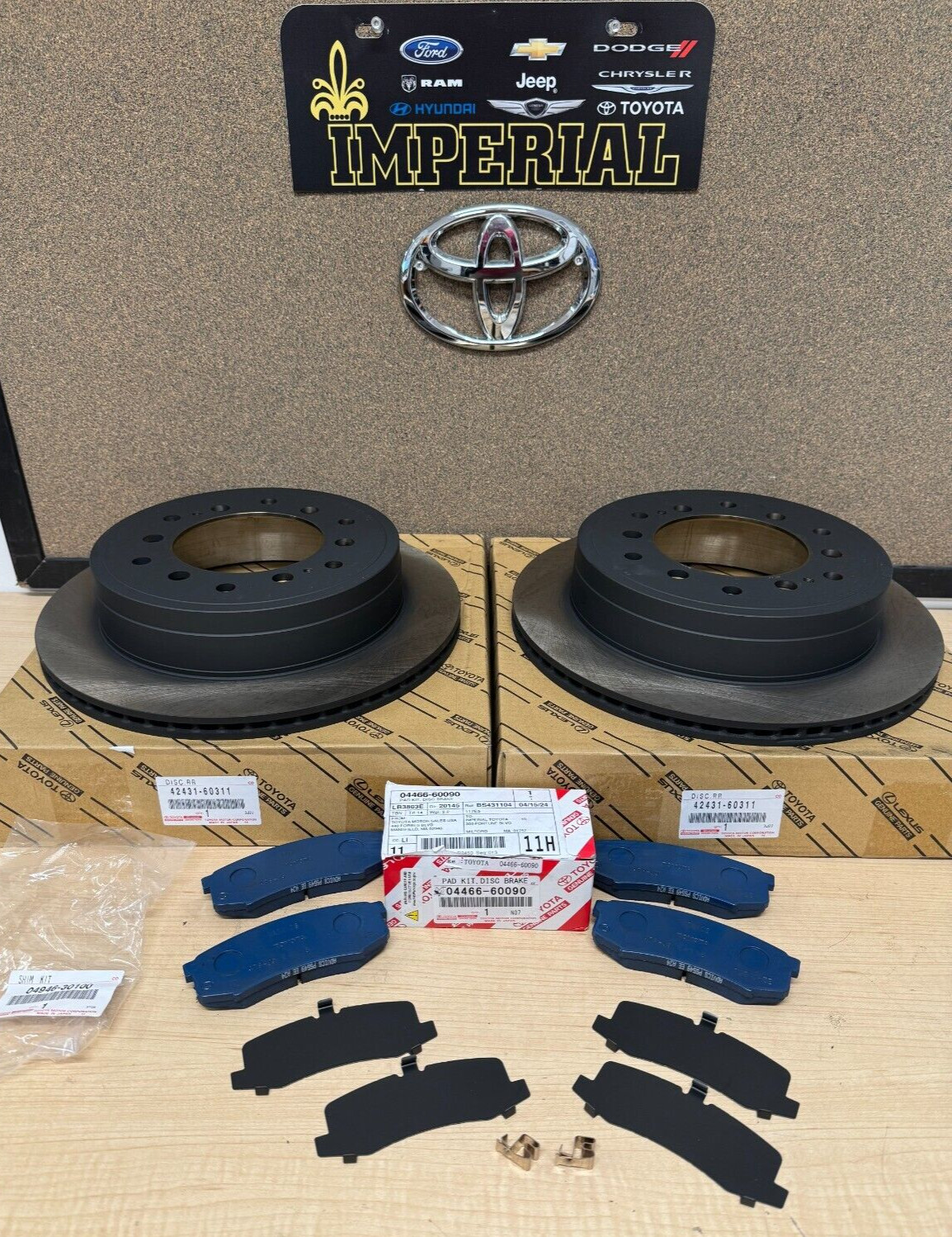 2010-2014 TOYOTA FJ CRUISER GENUINE OEM REAR BRAKE ROTORS OEM PAD KIT & SHIMS