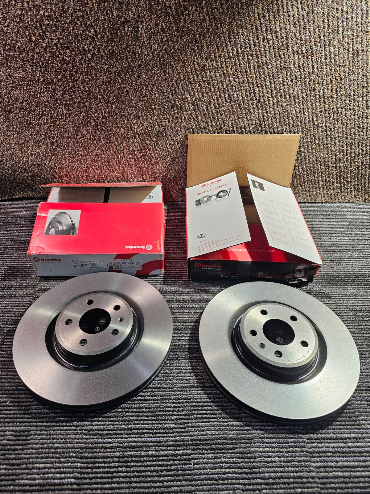 (QTY 2) Brembo 09.B970.11 Disc Brake Rotor Vented, 5 Lugs For 2012-2013 Audi S5