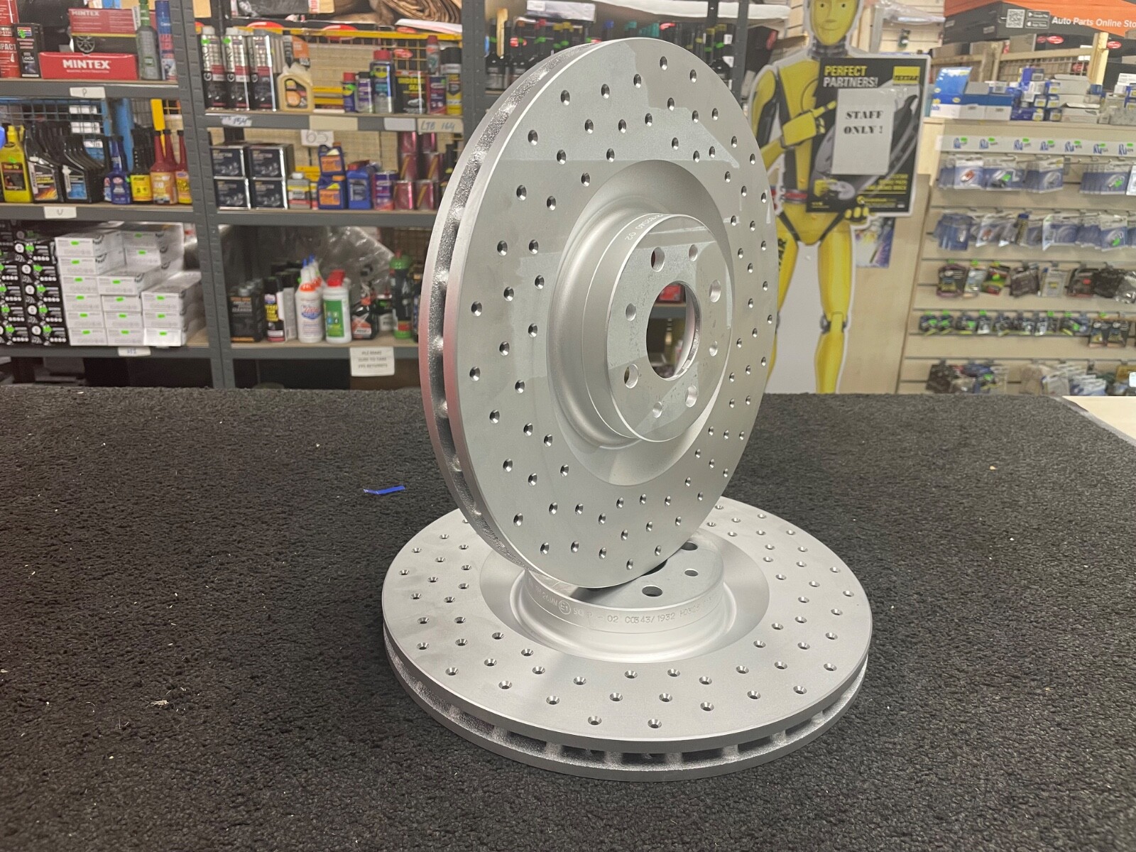 FOR FIAT ABARTH 500/595/695 FRONT AXLE BRAKE DISCS PAIR 330mm X 28mm DRILLED